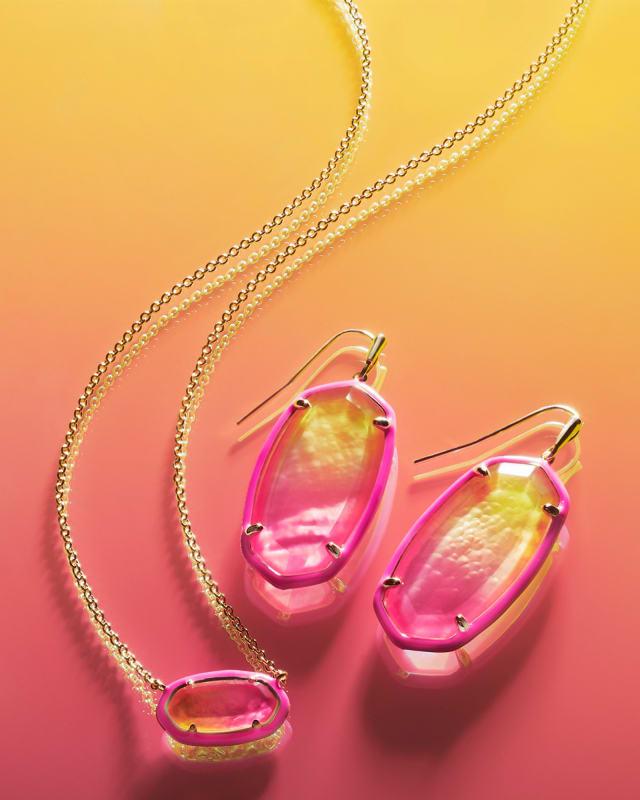 Our Honest Review of the Kendra Scott Elisa Necklace: Timeless or Tired?